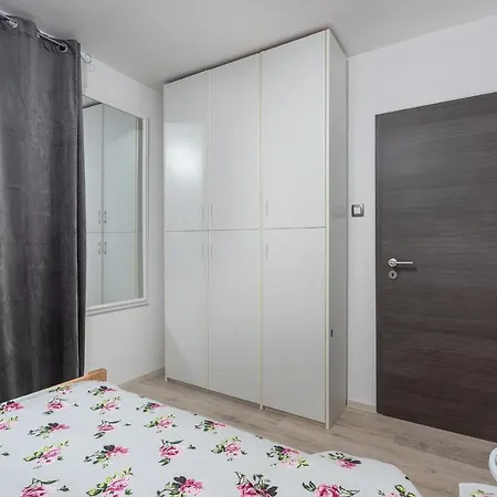 Sabina, Porec Apartamento *