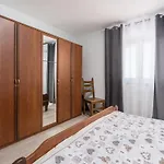 Sabina, Porec Fuškulin