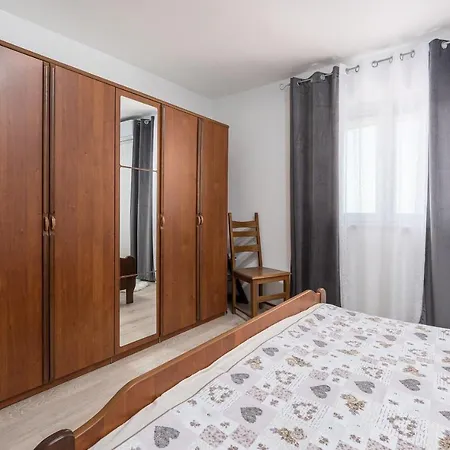 Sabina, Porec Fuskulin
