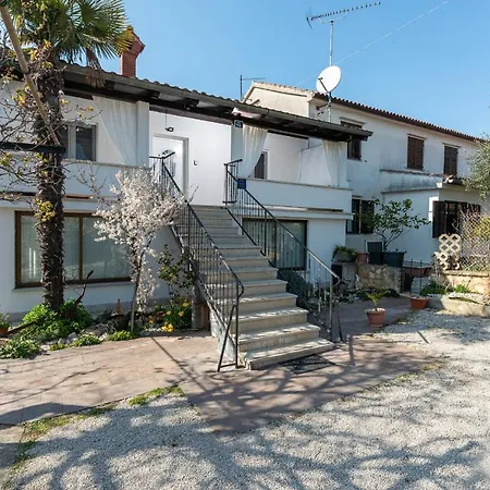 Sabina, Porec Apartment *