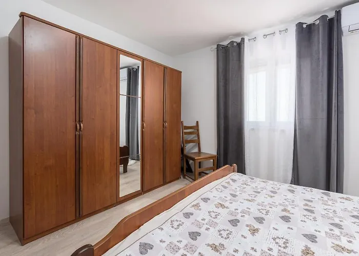 Sabina, Porec Fuskulin